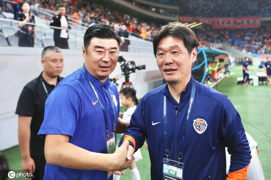 中超-克雷桑破门 齐鲁德比泰山2-2遭海牛读秒绝平！