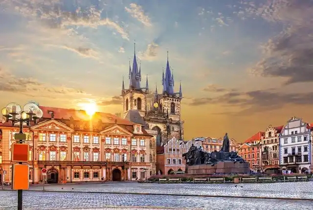 布拉格深度游全攻略:必打卡景点+超全攻略+详细价格+路线