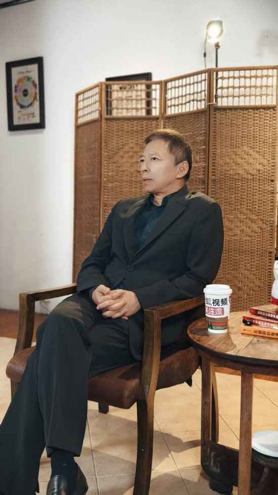 对话张朝阳:人生一定要折腾,要积极的做事情 | 直击乌镇