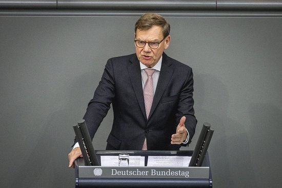 美乌今日会谈 各方分歧明显 “28点”新计划仍存变数