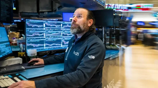 2月21日收盘：美股周五收高 特朗普全球关税被驳回